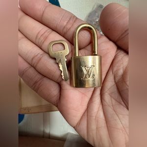 Louis vuitton brass lockset #330